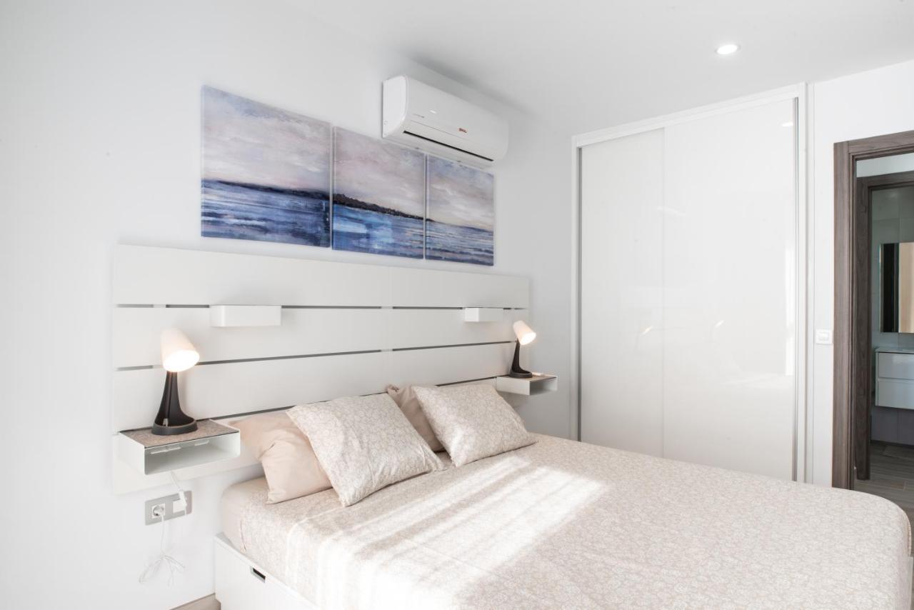 Ljus Appartement Arona  Buitenkant foto
